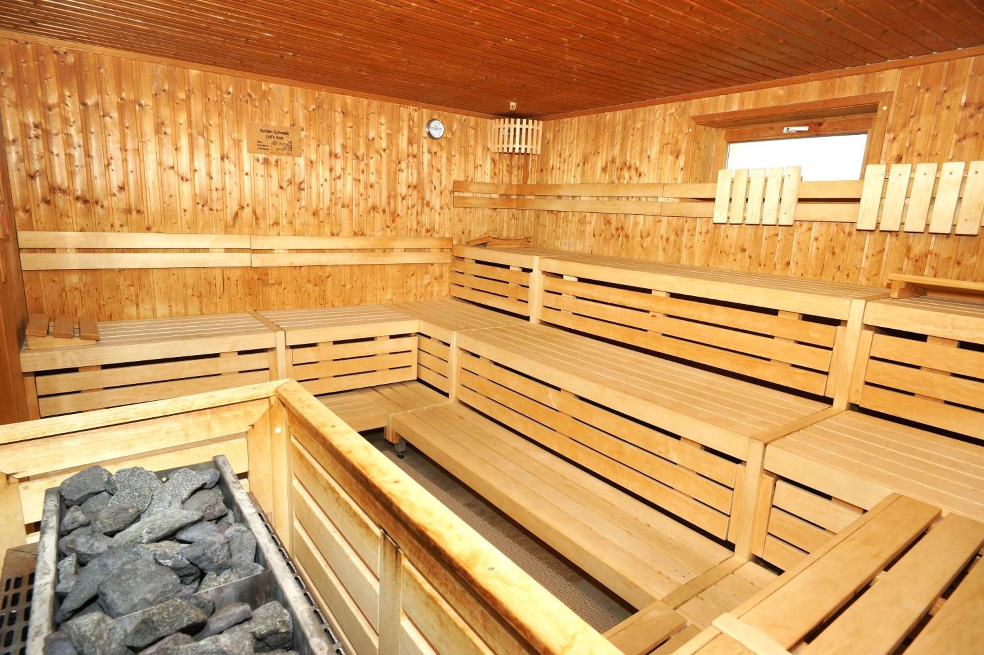 Relax-Red Mit Pool Und Sauna Scheidegg Exterior photo